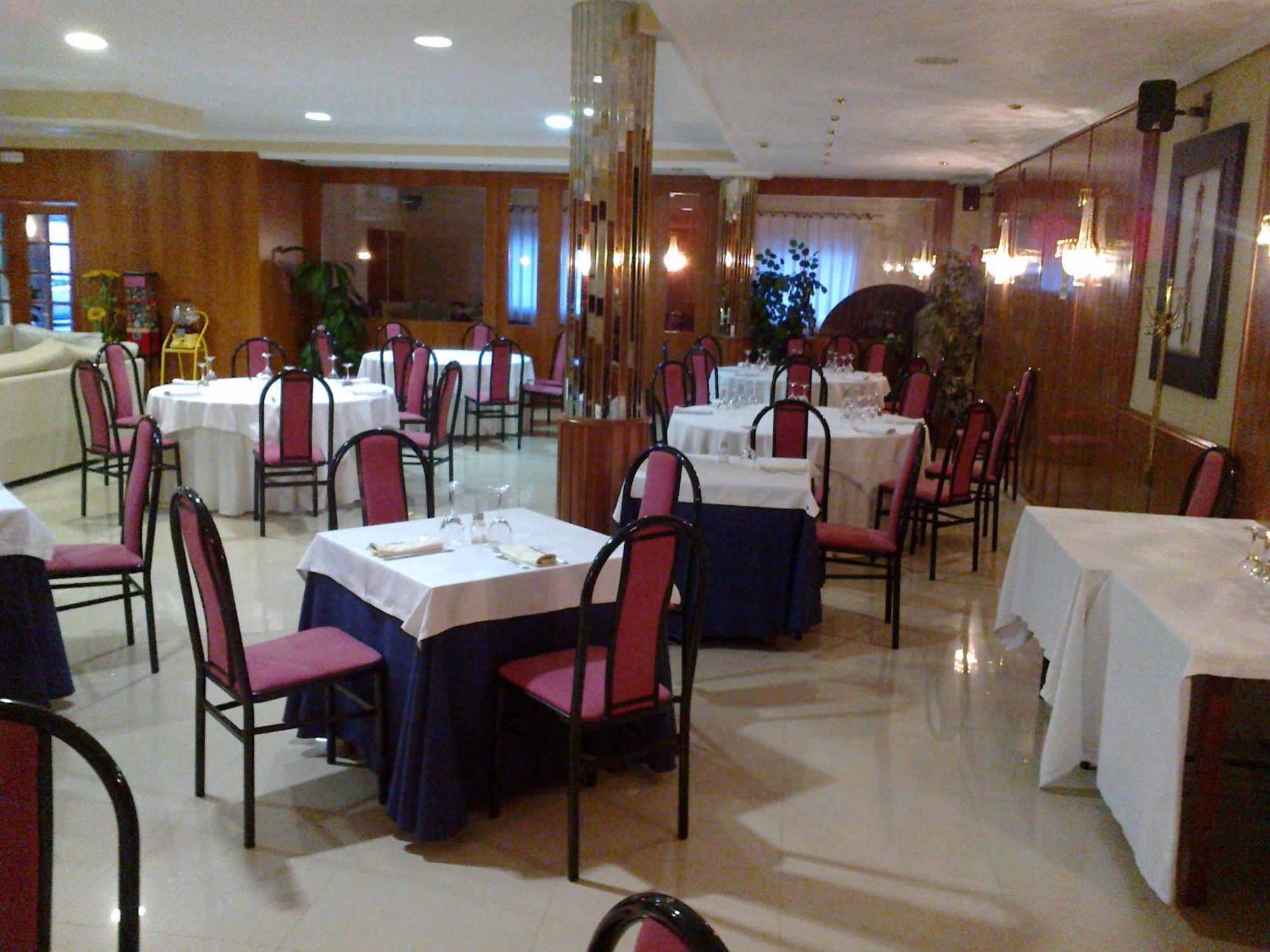 Hotel Anabel Baza Exterior photo