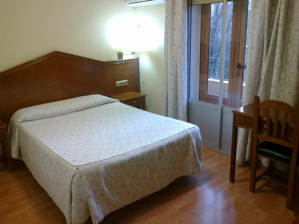 Hotel Anabel Baza Room photo